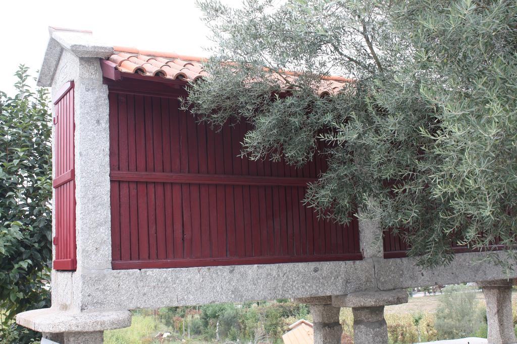 فيلا Póvoa de Lanhosoفي Quinta Do Riacho المظهر الخارجي الصورة